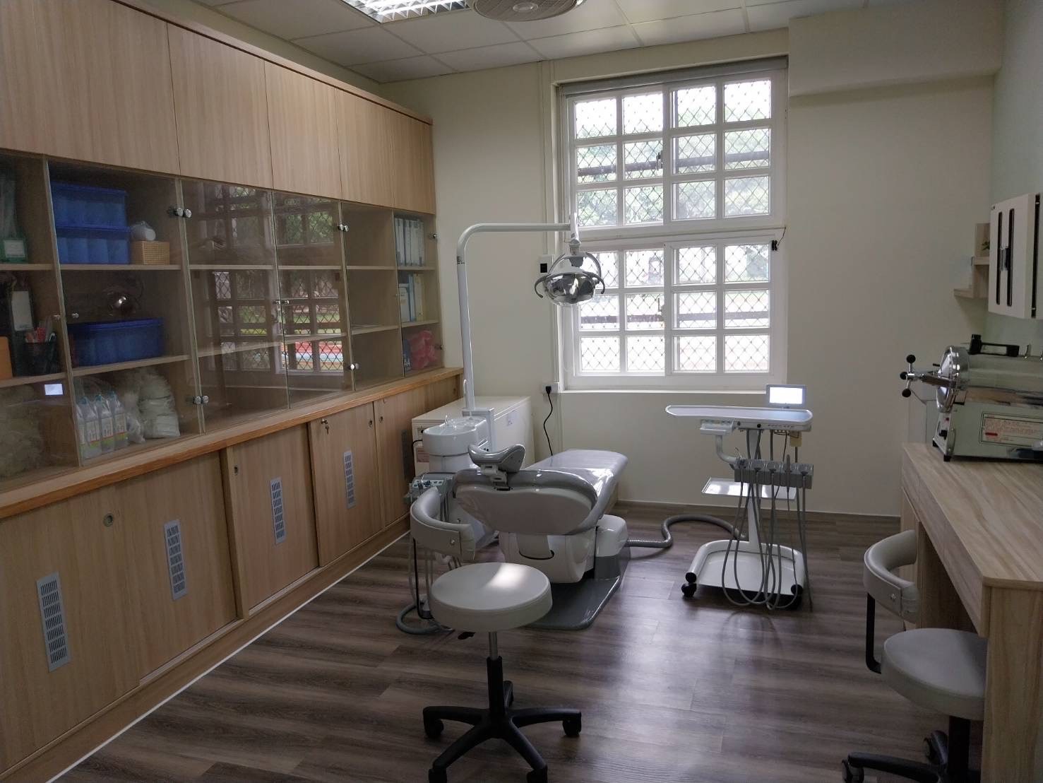 圖1-優化後的牙科診療室照片.jpg
